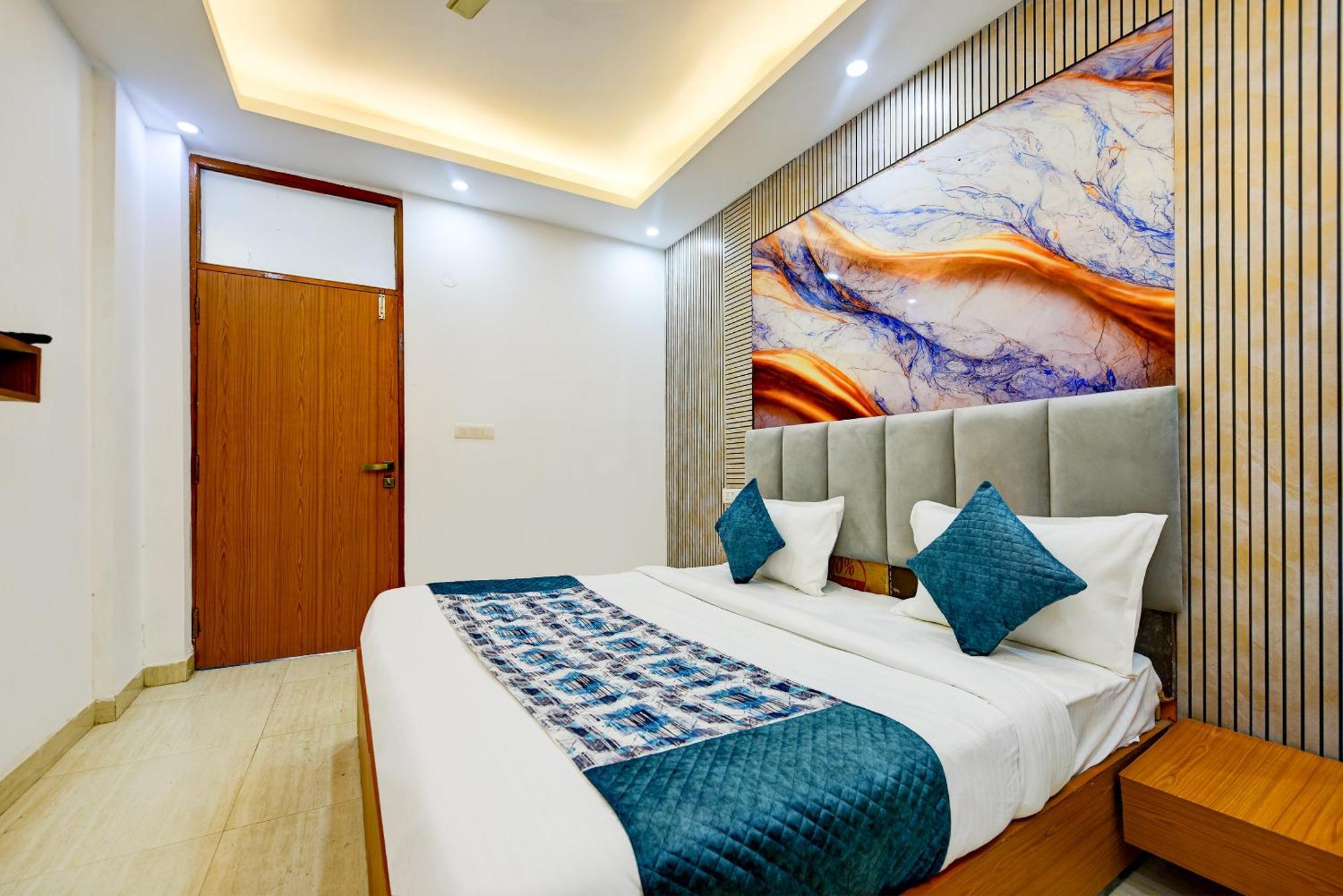 Airport Hotel Kiara - New Delhi Airport Екстер'єр фото