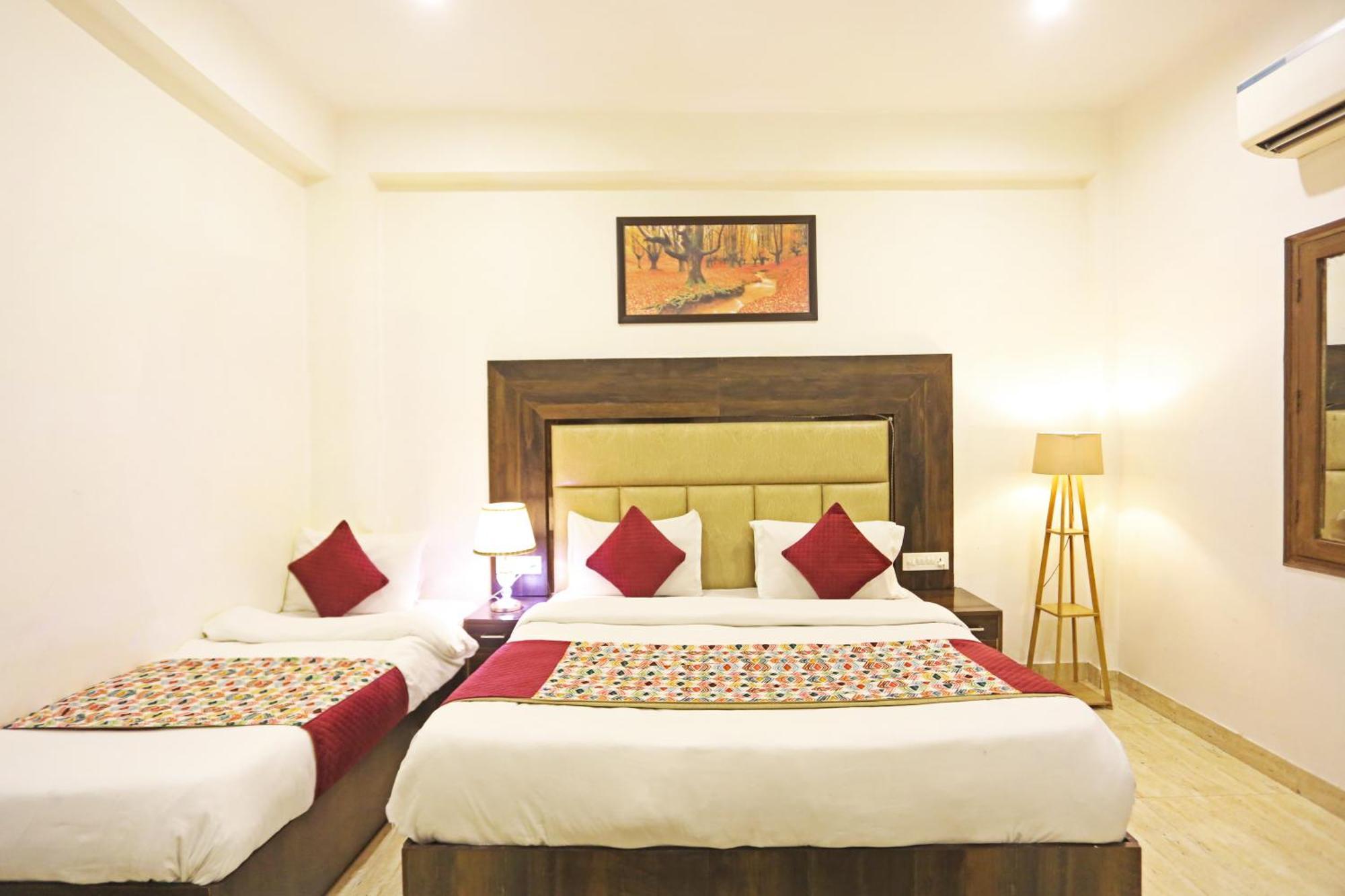 Airport Hotel Kiara - New Delhi Airport Екстер'єр фото