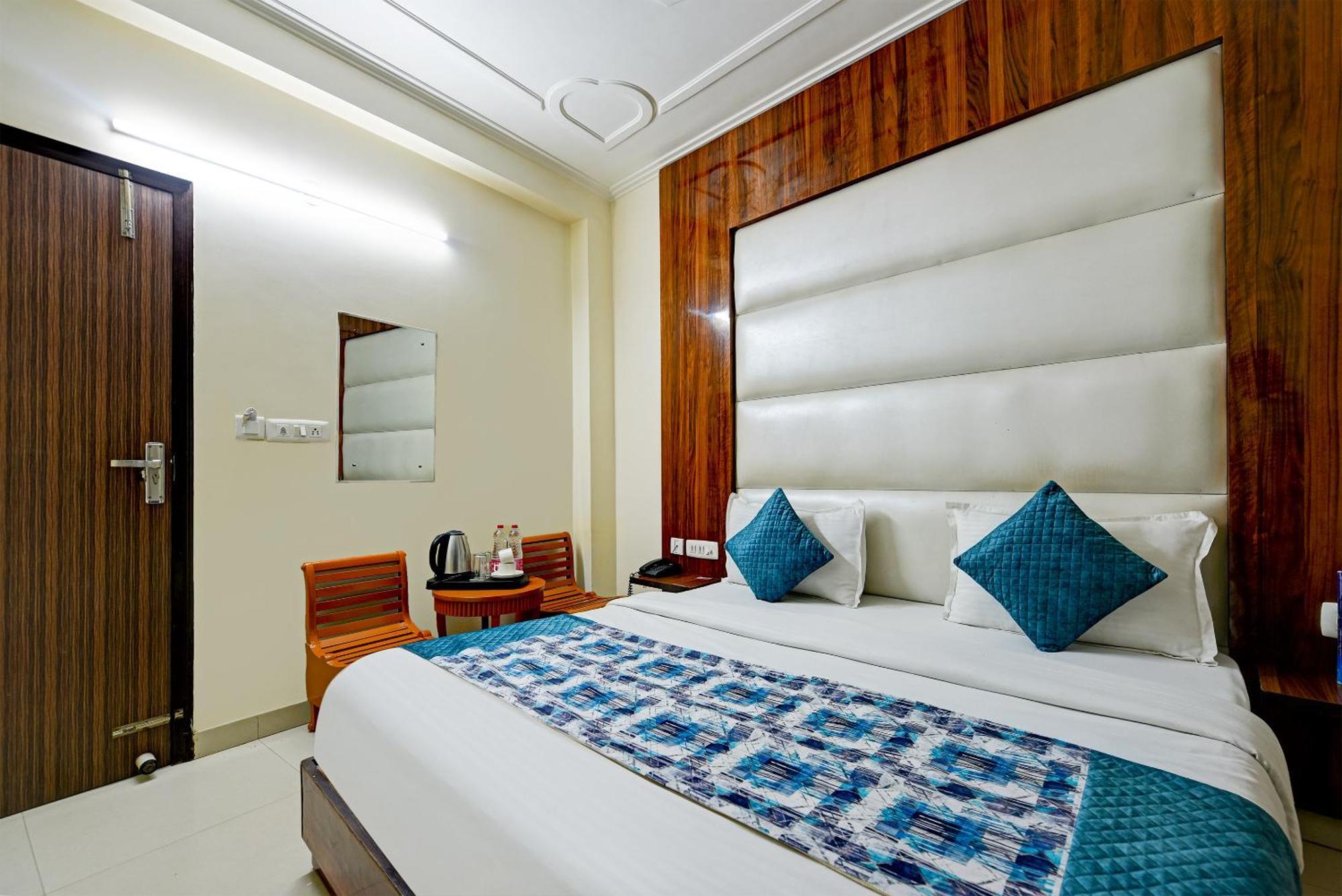 Airport Hotel Kiara - New Delhi Airport Екстер'єр фото