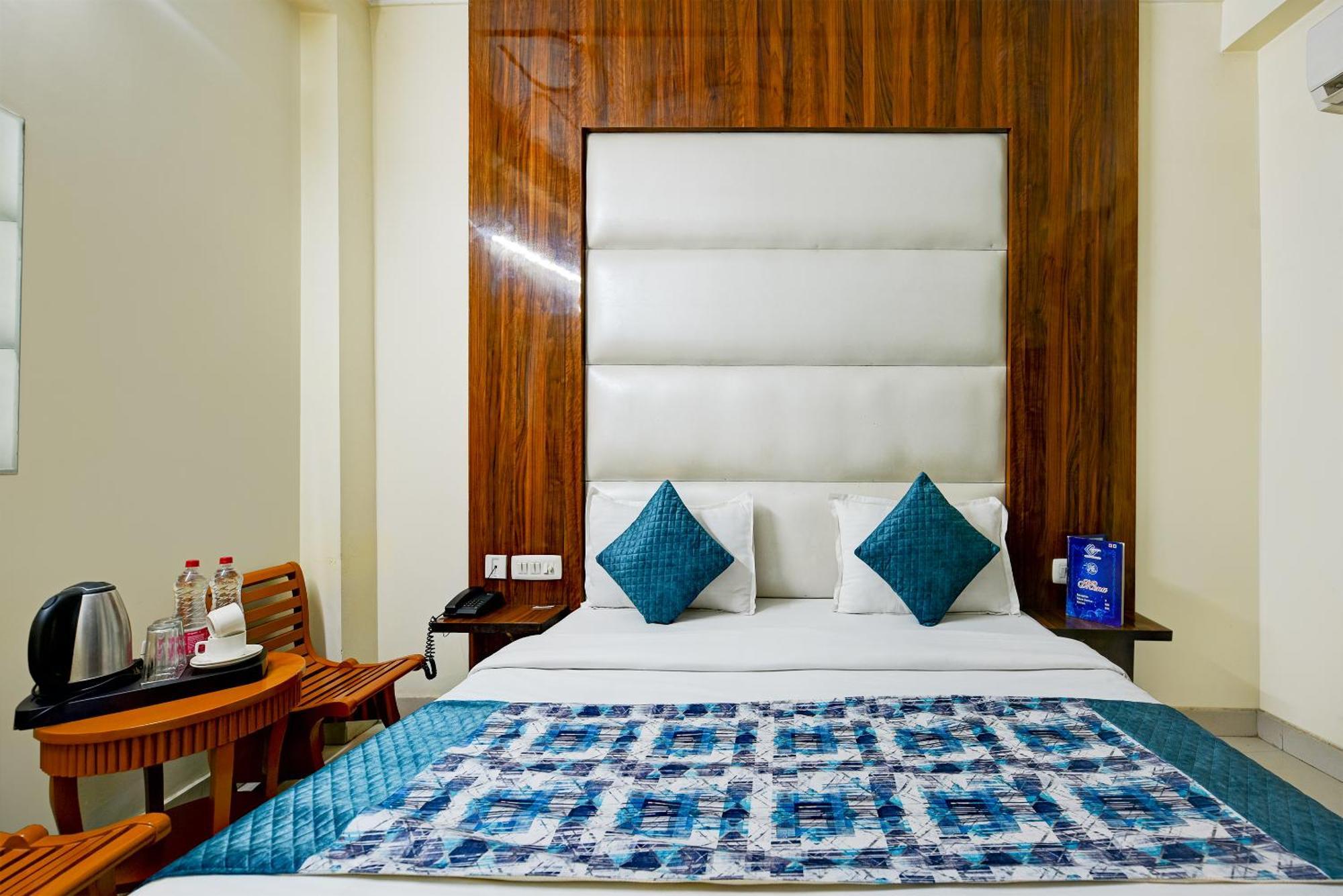 Airport Hotel Kiara - New Delhi Airport Екстер'єр фото